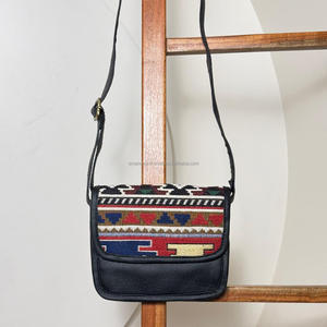 Nouveau fait à la main vente chaude Jacquard en cuir véritable sacs à bandoulière multi-usage nouveau Vintage élégant sac à bandoulière pas cher taux produit en vrac - Product Image 3