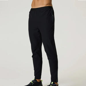 Ensemble coupe-vent personnalisé haut de gamme pour hommes et femmes, veste et pantalon de sport imperméables, tenue d'entraînement - Product Image 3