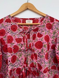 เสื้อครอปผ้าฝ้ายพิมพ์ลายสตรอว์เบอร์รีผูกเอว แขนสั้น สไตล์โบฮีเมียน สำหรับผู้หญิง เสื้อฤดูร้อนน้ำหนักเบา เสื้อครอปขายส่ง - Product Image 2