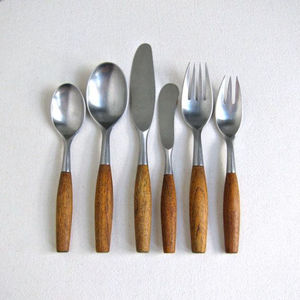 Juego de cubiertos modernos de acero inoxidable con mango de madera, suministro directo de fábrica, juego de vajilla para uso doméstico, al mejor precio. - Product Image 5