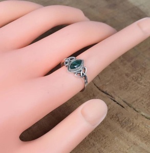Anillo de Esmeralda Verde Natural con Corte Marquesa, Plata de Ley 925, Anillo de Piedras Preciosas Hecho a Mano, Regalo de Piedra de Nacimiento de Mayo para Mujer - Product Image 2