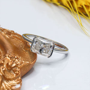 Anillo de compromiso de moda estilo East West con moissanita de corte radiante de 3 CT, engaste de media bisel, plata de ley 925, regalo de aniversario - Product Image 5