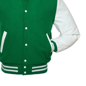 Blouson universitaire personnalisé en laine pour homme avec manches en cuir véritable, logos brodés, col à capuche tissé pour l'hiver - Noir uni - Product Image 4