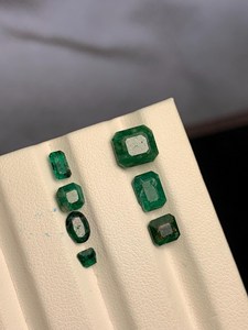 Esmeraldas Naturales de Corte Octogonal, Piedras Preciosas Verdes con Certificación IGI, Piedras Crudas Imperfectas para Joyería y Manualidades - Product Image 5
