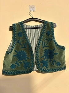 Nitin Exports Women's Green Velvet Suzani Short Cotton Vest Hand <b>Embroidered</b> Floral Boho Sleeveless Breathable V-neck <b>Waistcoat</b> - Product Image 2