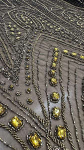 Tela de encaje de lujo con cuentas hecha a mano OEM/ODM para vestidos de novia, precio al por mayor directo de fábrica - Product Image 3