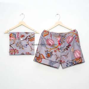 Hermoso y elegante conjunto de pijama corto de algodón hecho a mano en India, con estampado digital vintage, suave, para dormir, para mujer, primavera-verano - Product Image 3