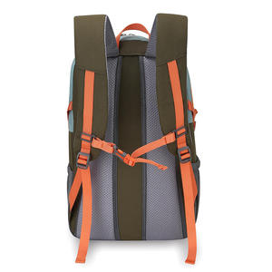 Mochilas Tácticas de Poliéster Impermeable con Camuflaje, Capacidad de 36-56L, Unisex, Ajustables para Senderismo, Precio Competitivo de Fábrica - Product Image 4