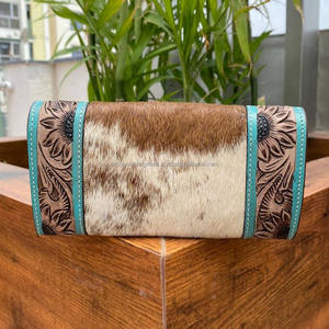 Nouvel arrivage de portefeuille à sculpter usiné à la main pochette portefeuille élégant en cuir de fourrure de vachette multi-usages portefeuilles en cuir occidental - Product Image 3