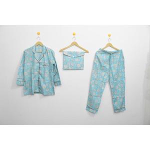 Conjunto de Pijama para Mujer con Estampado Artesanal Indio a Excelente Precio, Ropa de Dormir de Manga Larga, Conjunto de Tres Piezas - Product Image 1
