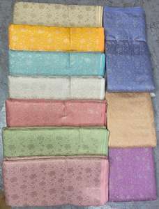 Tela Brocada Pastel 100% Poliéster con Motivos Florales Pequeños, Jacquard de Color Claro, Resistente a la Abrasión, Peso Medio, Elegante - Product Image 5