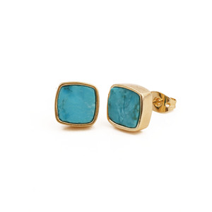 Pendientes de tuerca cuadrados con gema de turquesa azul natural en forma de cojín - Bañados en oro - Piedra de nacimiento de diciembre - Joyería hecha a mano - Product Image 1