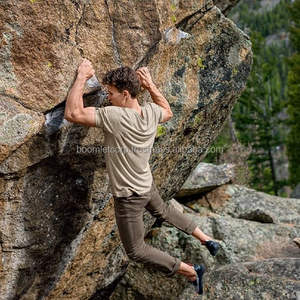 กางเกงคาร์โก้ผ้าแคนวาสน้ำหนักเบาสำหรับผู้ชาย คุณภาพสูง เอวกลาง ทรงลำลอง ใส่สบาย เป็นมิตรกับสิ่งแวดล้อม รับผลิตตามแบบ OEM - Product Image 2