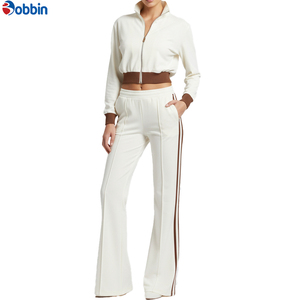 Conjunto Deportivo Casual de Otoño para Mujer Bobbin, Pantalones a Rayas de Corte Holgado con Cremallera y Cuello Alto, Manga Larga, Color Crema - Product Image 4