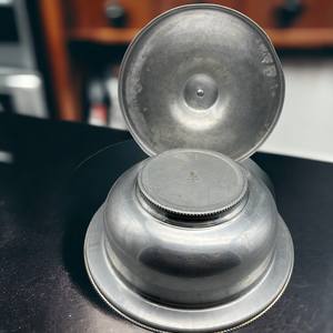 Elegante Cacerola Clásica de Acero Inoxidable |   Acabado Pulido Resistente a la Oxidación para Todas las Estufas, para Cocinar Diariamente, Mesa de Almacenamiento y Servicio - Product Image 4