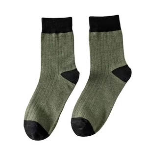 Chaussettes décontractées essentielles au quotidien, tissu confortable, coupe décontractée, idéales pour un usage quotidien, le travail et les tenues décontractées - Product Image 3