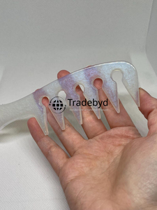 Peine de Resina Hecho a Mano de Lujo Tradebyd para Soluciones Premium de Cuidado y Belleza del Cabello - Product Image 3