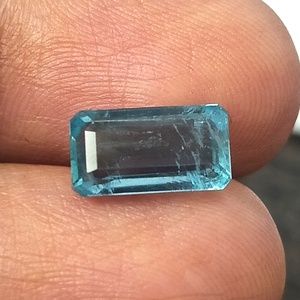 Aigue-marine naturelle brésilienne bleu clair de 3,10 carats, taille émeraude facettée, translucide, pierre précieuse en vrac à effet chromatique pour la fabrication de bijoux - Product Image 3