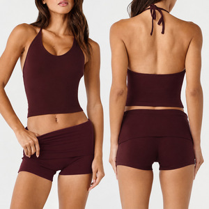Conjunto Deportivo de 2 Piezas para Mujer, Top Deportivo con Cuello Redondo de Secado Rápido y Pantalones Cortos para Correr al Aire Libre - Product Image 6