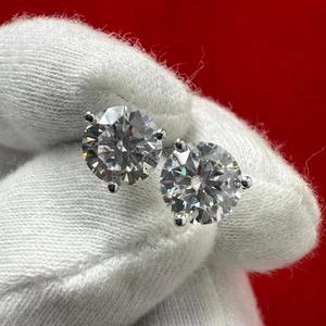 Pendientes Clásicos de Perlas de Agua Dulce para Mujer, Corte Redondo, con Moissanita, Plata 925 - Product Image 1