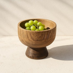 Elegante tazón de madera para servir, ideal para hogares modernos, con forma clásica y diseño único hecho a mano. - Product Image 3