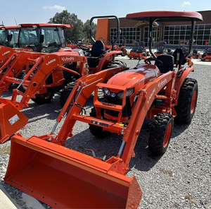 Tractor Agrícola Compacto Original L3902 de 35 HP, 4x4, Diésel, con Opción de Bomba de Carga Frontal - Product Image 1