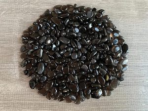 Pierre de cristal naturelle de haute qualité, obsidienne noire polie, pierres concassées, éclats de pierres précieuses de qualité supérieure, acheter en ligne chez Amayra Crystal Exports - Product Image 3