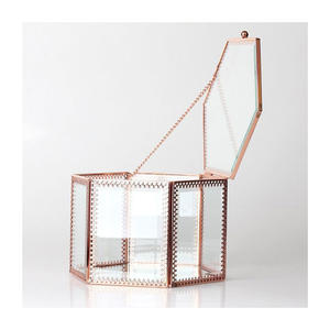 Boîte de rangement et de présentation de bijoux en verre transparent avec cadre en laiton artisanal de luxe - Product Image 3