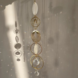 Atrapasueños de pared de 4 capas de metal dorado y cristal para la sala de estar, centro de mesa, decoración de pared, pasillo o entrada. - Product Image 4