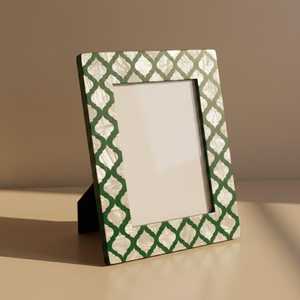 Cadre photo moderne de luxe en nacre incrustée, forme et taille personnalisées, fait main, mosaïque de nacre pour une décoration intérieure élégante - Product Image 6