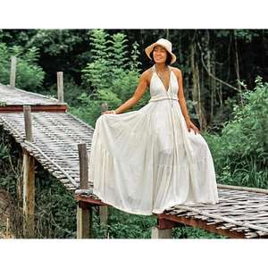 Robe longue blanche bohème pour femme, col halter, à volants, pour l'été, la plage, les vacances et les festivals - Product Image 1