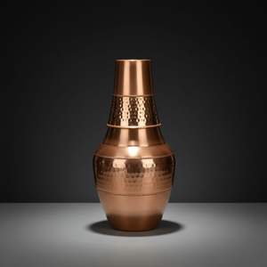 Copper water bottle for clean and natural hydration durable metal drinkware for everyday use <b>at</b> <b>home</b> and <b>work</b> - Product Image 3