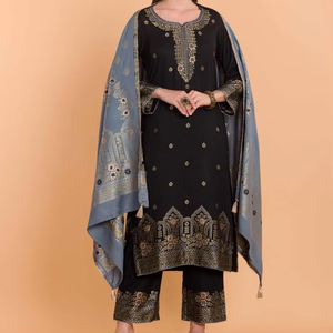 SAFAA: Trajes de Invierno Premium Dilkash - Product Image 1