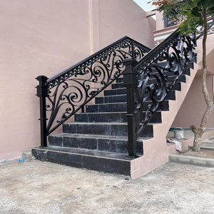 Barandilla de Hierro Forjado Personalizada para Escaleras: Una Combinación Perfecta de Lujo Premium, Seguridad Superior y Elegancia Atemporal para su Hogar - Product Image 4