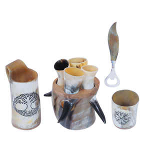 Tasse anti-fuite en corne de buffle sculptée à la main, motif bateau viking, style artisanal, avec poignée, réutilisable, idéale comme cadeau de mariage - Product Image 1