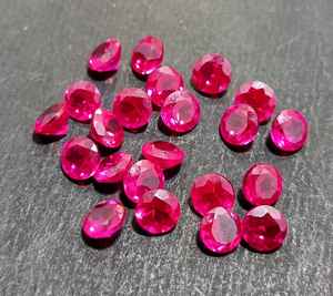 Corte de Rubí Rosa para Joyería - Product Image 1