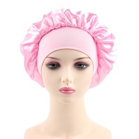 Bonnet de nuit unisexe en satin noir double couche avec bande tressée douce pour le soin des cheveux, bonnet rond double couche, bonnet de bain