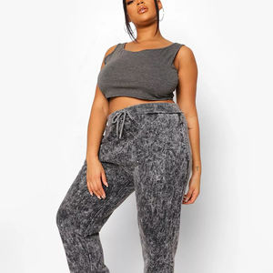 Pantalones Deportivos de Mujer con Lavado Ácido de Alta Calidad y Personalizables, 100% Algodón Orgánico, Pantalones Deportivos con Pedrería y Marca Personalizada - Product Image 6