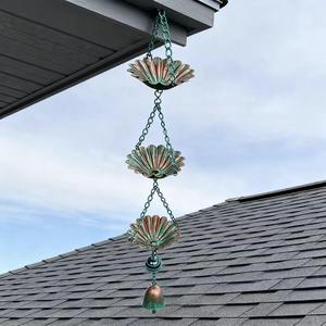 Chaîne de pluie décorative en métal en forme de fleur vintage pour jardin, chaîne de drainage d'eau suspendue pour extérieur, déversoir d'eau de pluie et décoration classique pour patio et maison - Product Image 5