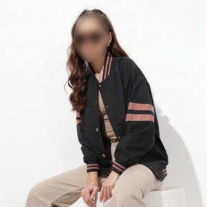 Nouvelle Arrivée Veste universitaire pour femme OEM ODM, couleur unie, bordure contrastante, manches longues, col boutonné, coupe classique, pour l'automne - Product Image 1
