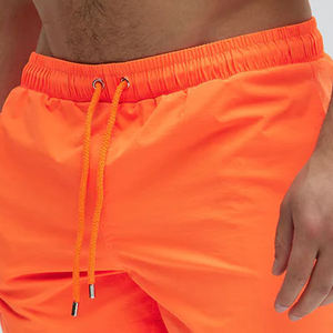 Prix avantageux pour les acheteurs en gros de shorts pour hommes, adaptés à la détente à la maison, aux activités de plein air et aux vacances, service OEM, design personnalisé. - Product Image 2