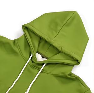 ชุดวอร์มผู้ชายสีพื้นผ้าฟลีซ เสื้อฮู้ดและกางเกงจ็อกเกอร์ สไตล์ลำลอง สตรีทแวร์ ทรงหลวม แฟชั่นคนเมือง ขายส่ง OEM สำหรับฤดูหนาว - Product Image 4