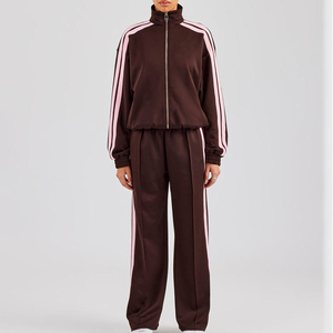 Prix d'usine – Ensemble de survêtement deux pièces rose avec fermeture éclair, motif chocolat, pour femme (hoodie et pantalon de jogging) – Idéal pour l'entraînement sportif - Product Image 1