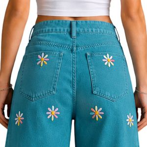 Vaqueros anchos de mujer con bordado floral en color verde azulado, de cintura alta, corte holgado, estilo baggy, pantalones de mezclilla informales para streetwear, personalizados OEM. - Product Image 6
