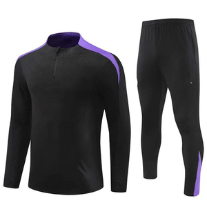 Ensemble de survêtement de football léger et de haute qualité pour homme - Tenue d'entraînement et de jogging respirante avec logo personnalisé - Product Image 2