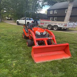 Entrega Rápida, Mini Tractor Kubota BX1880 Disponible Ahora, Oferta al por Mayor, Tractor de Calidad Premium, Perfecto para Pequeñas Granjas - Product Image 6