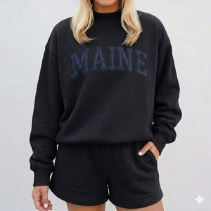 Conjunto de Top de Cuello Alto y Pantalones Cortos por Encima de la Rodilla para Mujer, Cálido y Acogedor para Invierno, Corte Holgado, Cómodo para Uso Diario, Ropa Contemporánea - Product Image 1