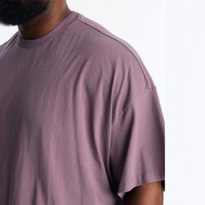 Camiseta de Alta Calidad de 280 GSM, Camiseta Moderna con Logotipo Personalizado, Hombros Caídos, Corte Cuadrado, Impresión Personalizada, Camisetas para Hombre - Product Image 4