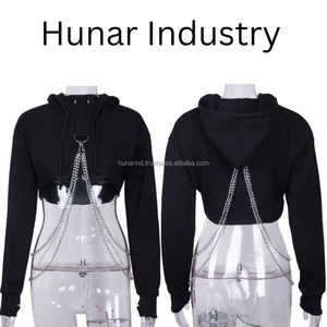 Sudadera corta Obsidian Noir estilo "Goth-Punk" |   Edición Limitada de la Serie Subcultura Alternativa, Tendencia de Ropa Urbana Subcultural Alternativa - Product Image 3
