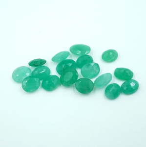 HAYAAT GEMS Lot de pierres précieuses brésiliennes vertes taille émeraude ovale facettées (14,5 carats, 17 pièces, 5x7mm) pour la fabrication de bijoux - Product Image 1